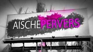 Aische-Pervers - WELTPREMIERE Mein erster Pisswalk !