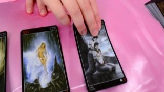 Vickivalkyrie Tarot Lessons